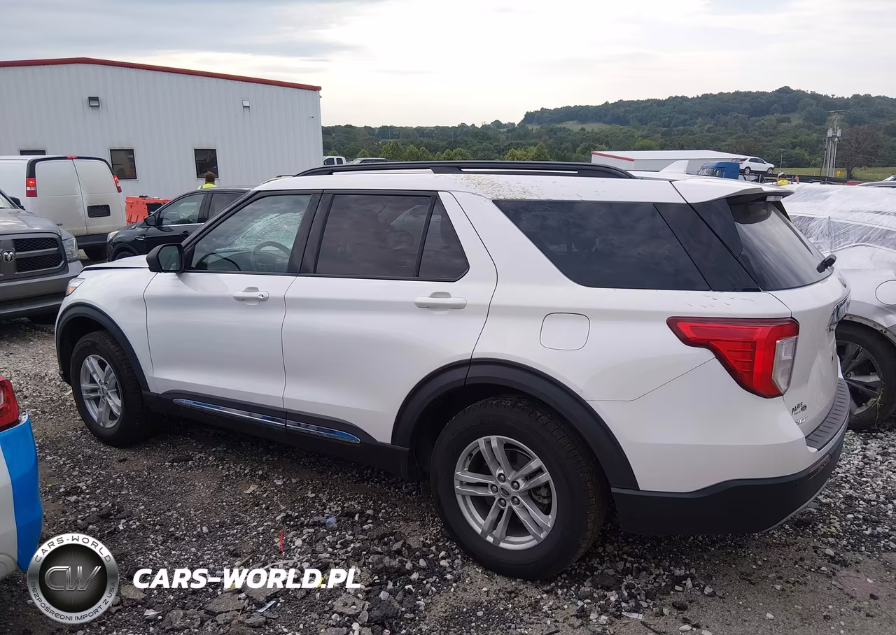 2020 Ford Explorer Xlt VIN:1FMSK8DH5LGD00688 - 14