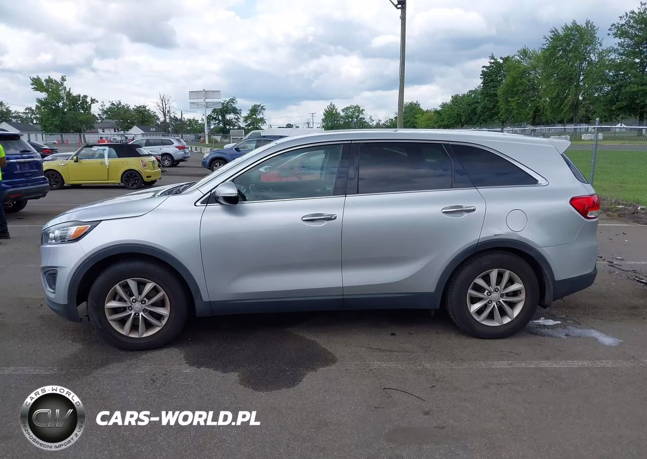 2016 Kia Sorento 2.4L L VIN:5XYPG4A3XGG005706 - 14