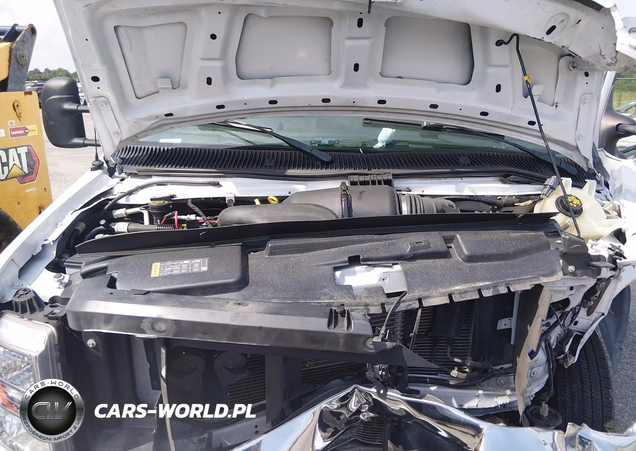 2019 Ford E-350 Cutaway VIN:1FDWE3F69KDC21368 - 10