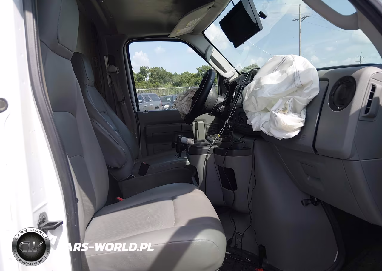 2019 Ford E-350 Cutaway VIN:1FDWE3F69KDC21368 - 5