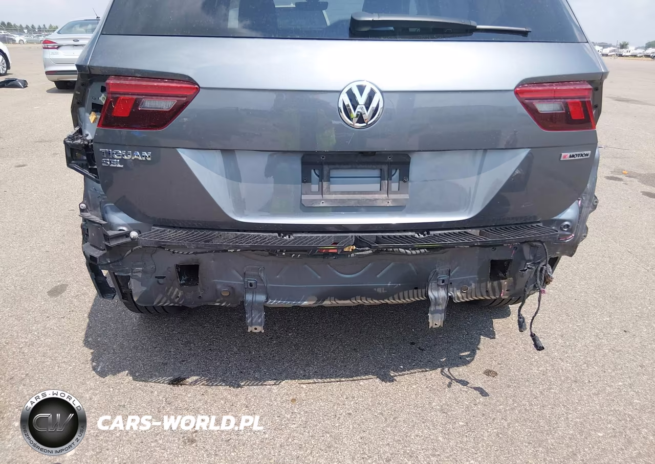 2020 Volkswagen Tiguan 2.0T Se-2.0T Se R-Line Black-2.0T Sel VIN:3VV2B7AX1LM131478 - 6