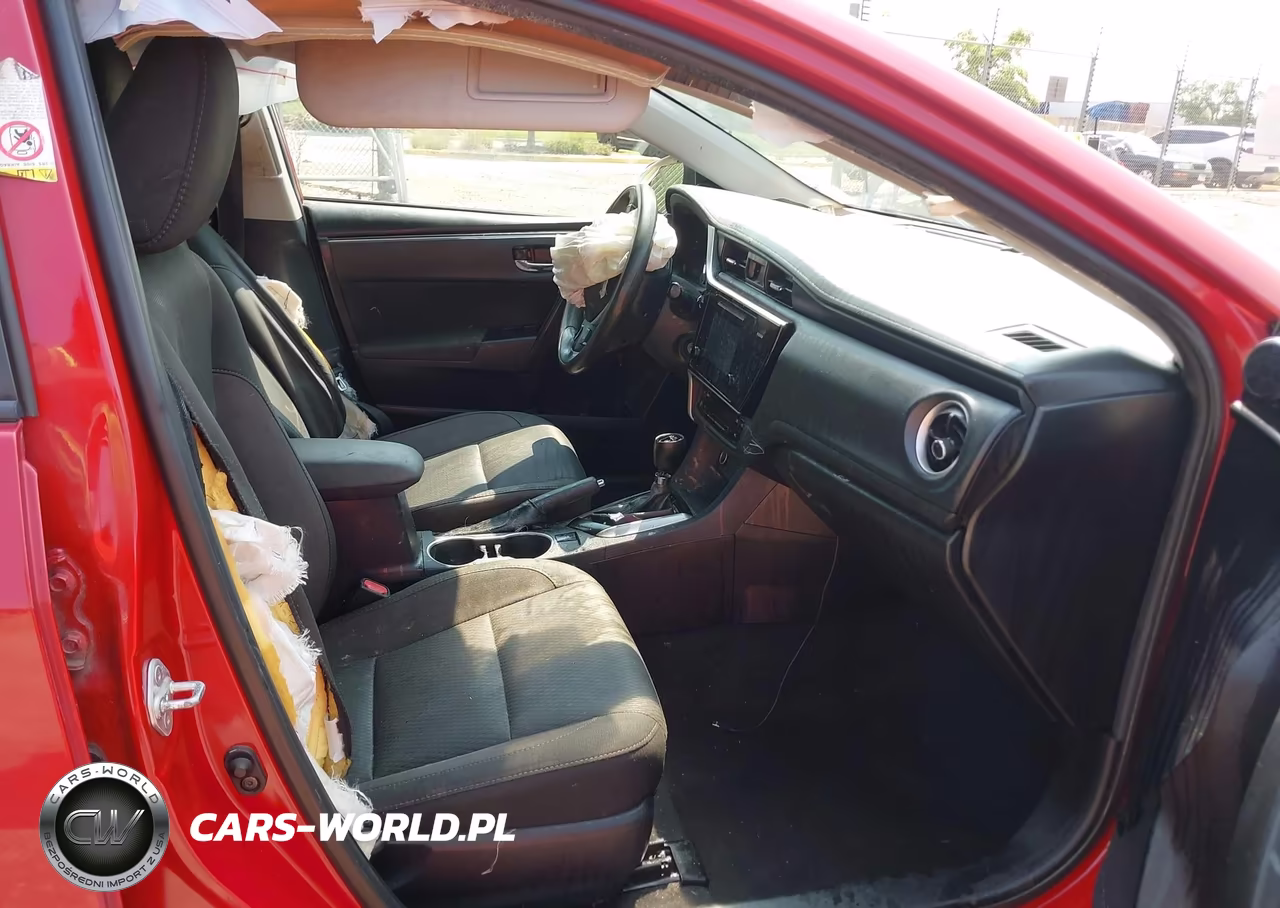 2017 Toyota Corolla Le VIN:2T1BURHEXHC768345 - 5