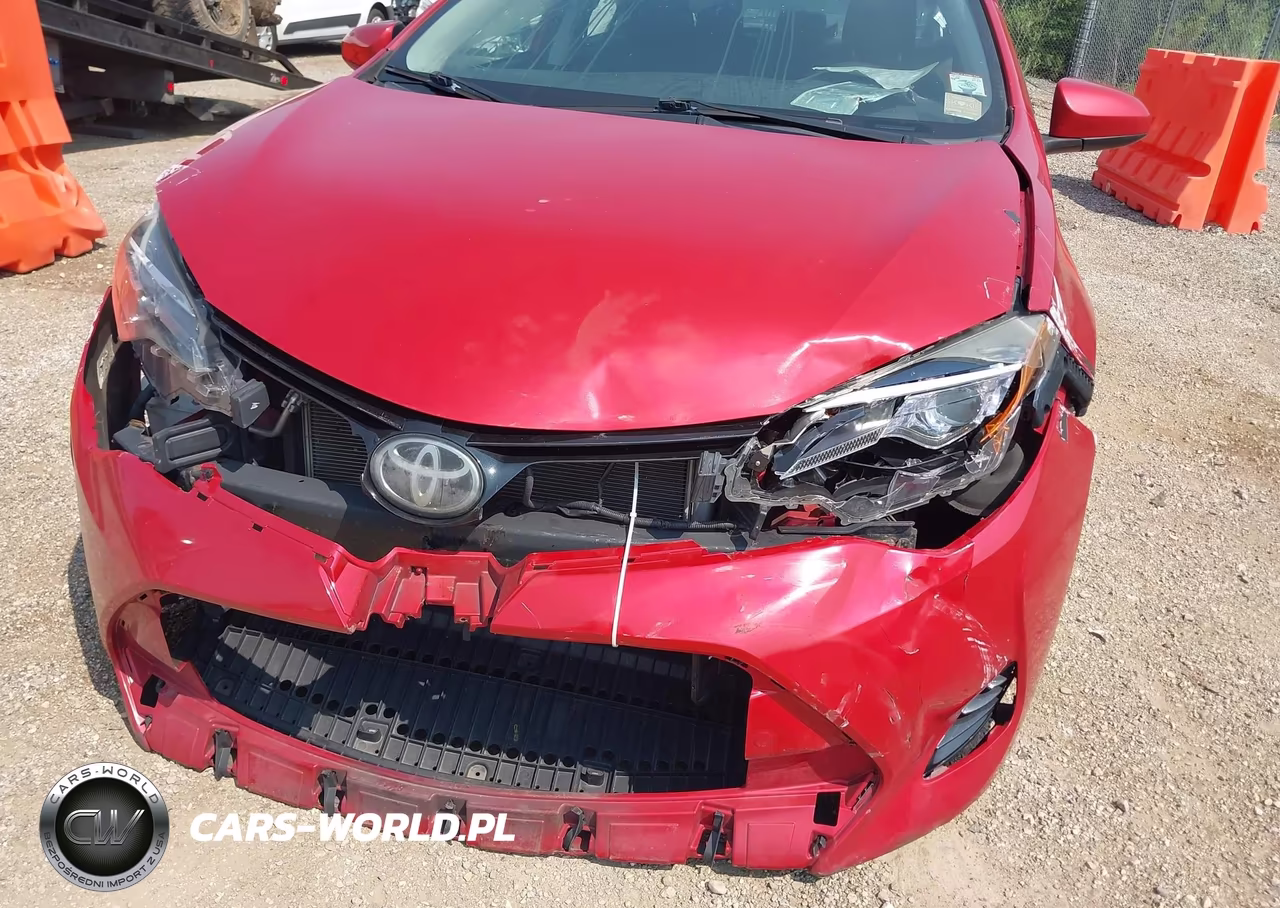 2017 Toyota Corolla Le VIN:2T1BURHEXHC768345 - 6