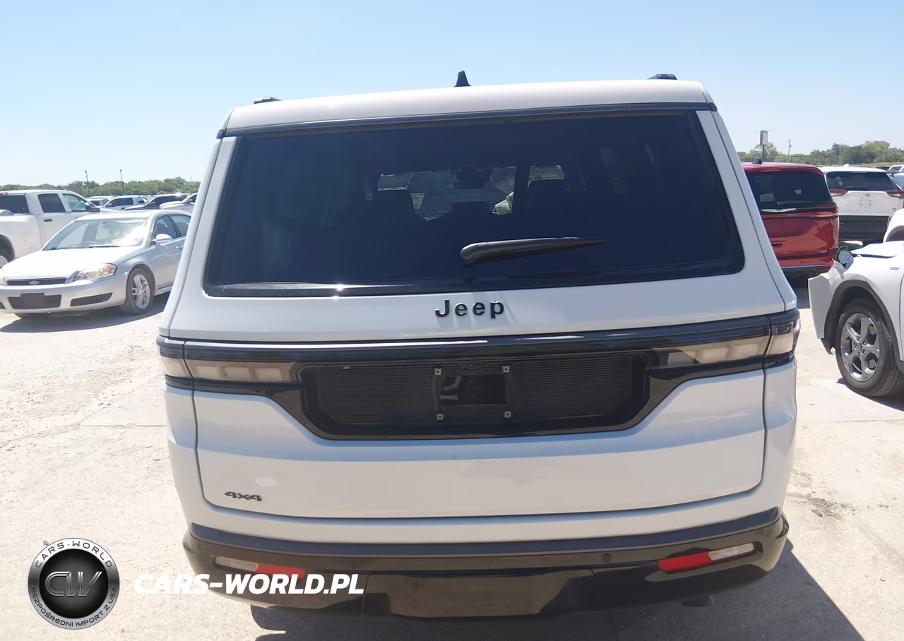 2026 Jeep Grand Wagoneer Limited Altitude 4X4 VIN:1C4SJVBP5TS158758 - 16