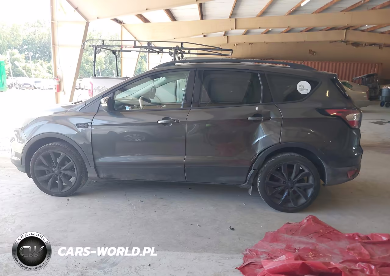 2017 Ford Escape Titanium VIN:1FMCU0JD9HUC31420 - 15