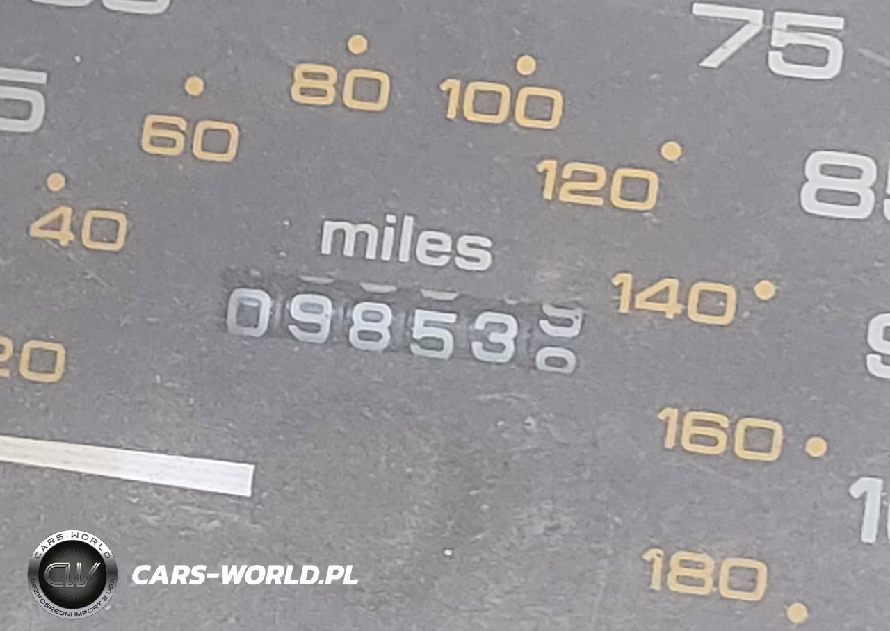 1990 Mitsubishi Mirage VIN:JA3CU26XXLU031415 - 13