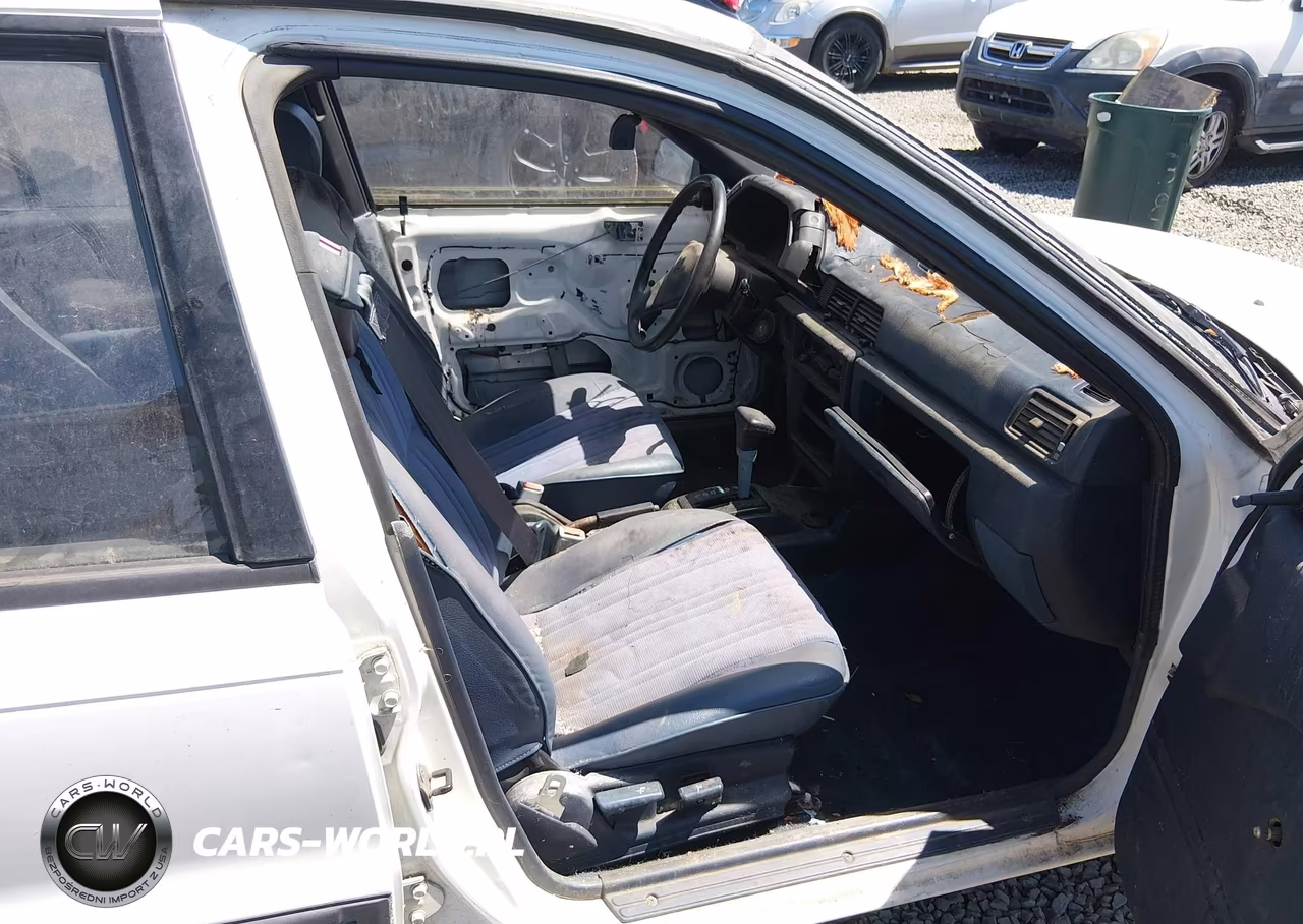 1990 Mitsubishi Mirage VIN:JA3CU26XXLU031415 - 5