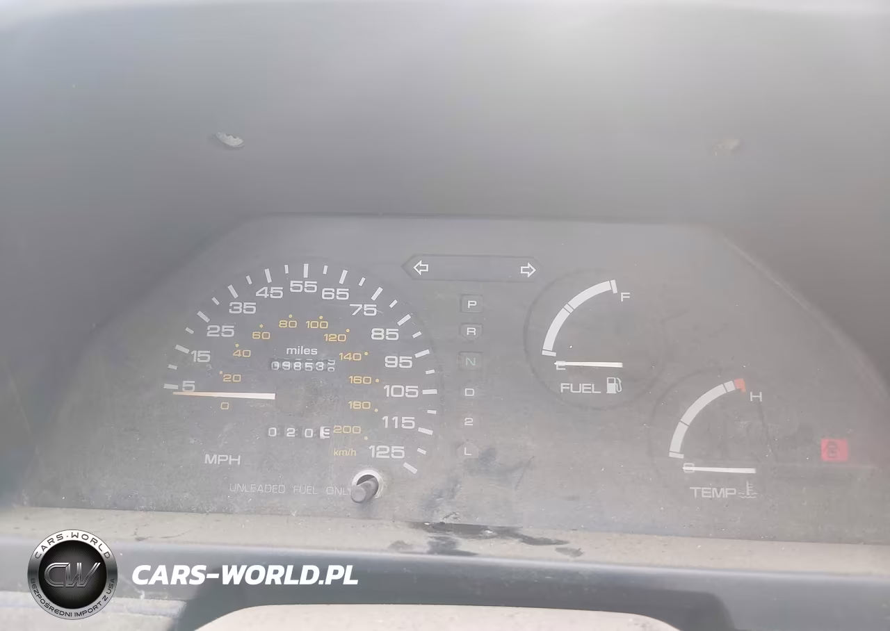 1990 Mitsubishi Mirage VIN:JA3CU26XXLU031415 - 7