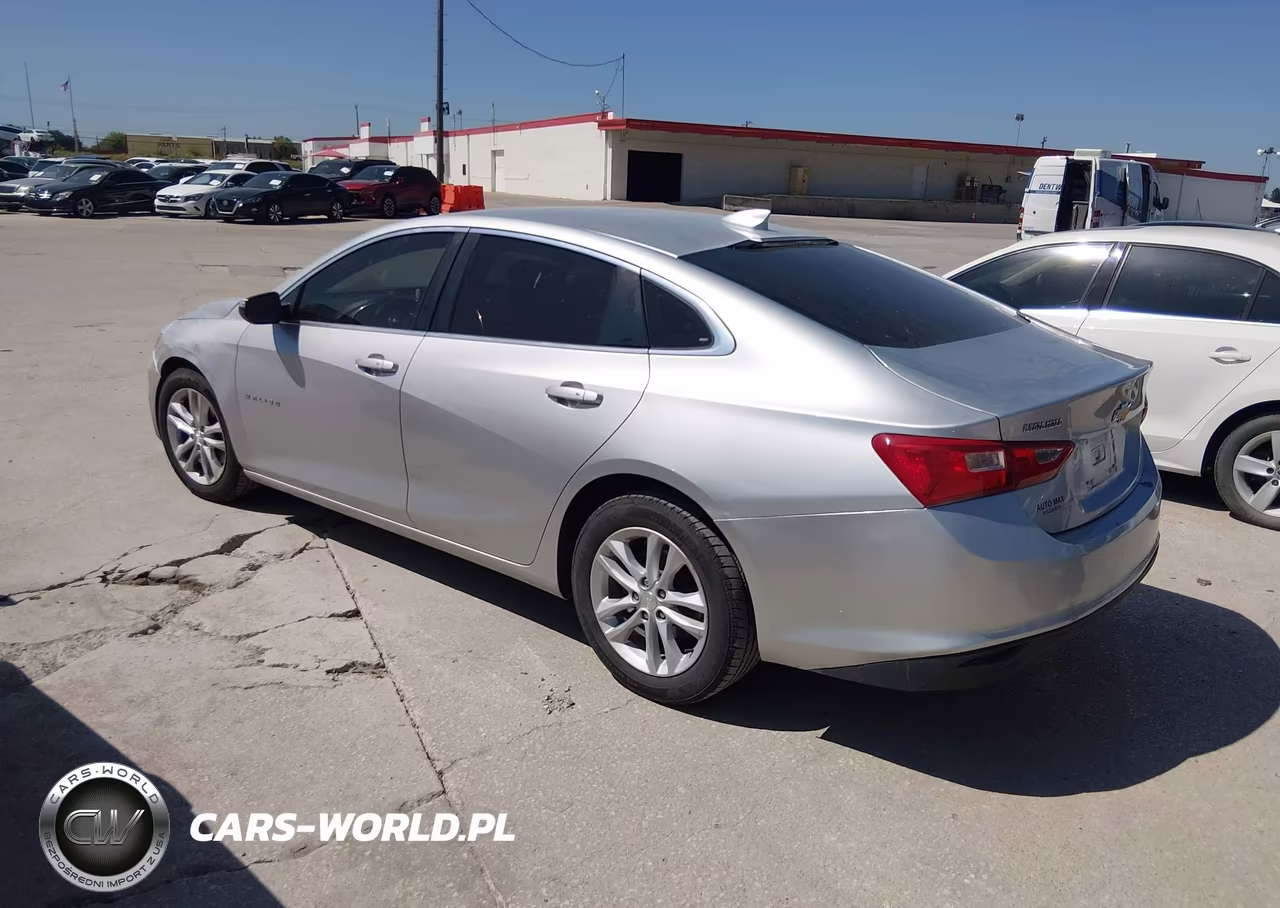 2018 Chevrolet Malibu Lt VIN:1G1ZD5ST3JF138655 - 3