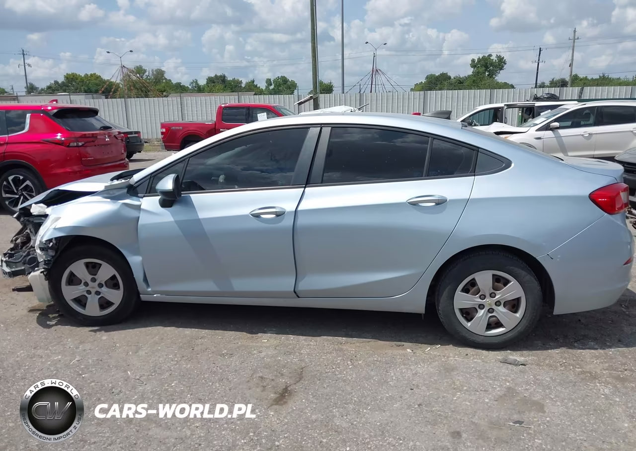 2018 Chevrolet Cruze Ls Auto VIN:1G1BC5SM9J7195076 - 14