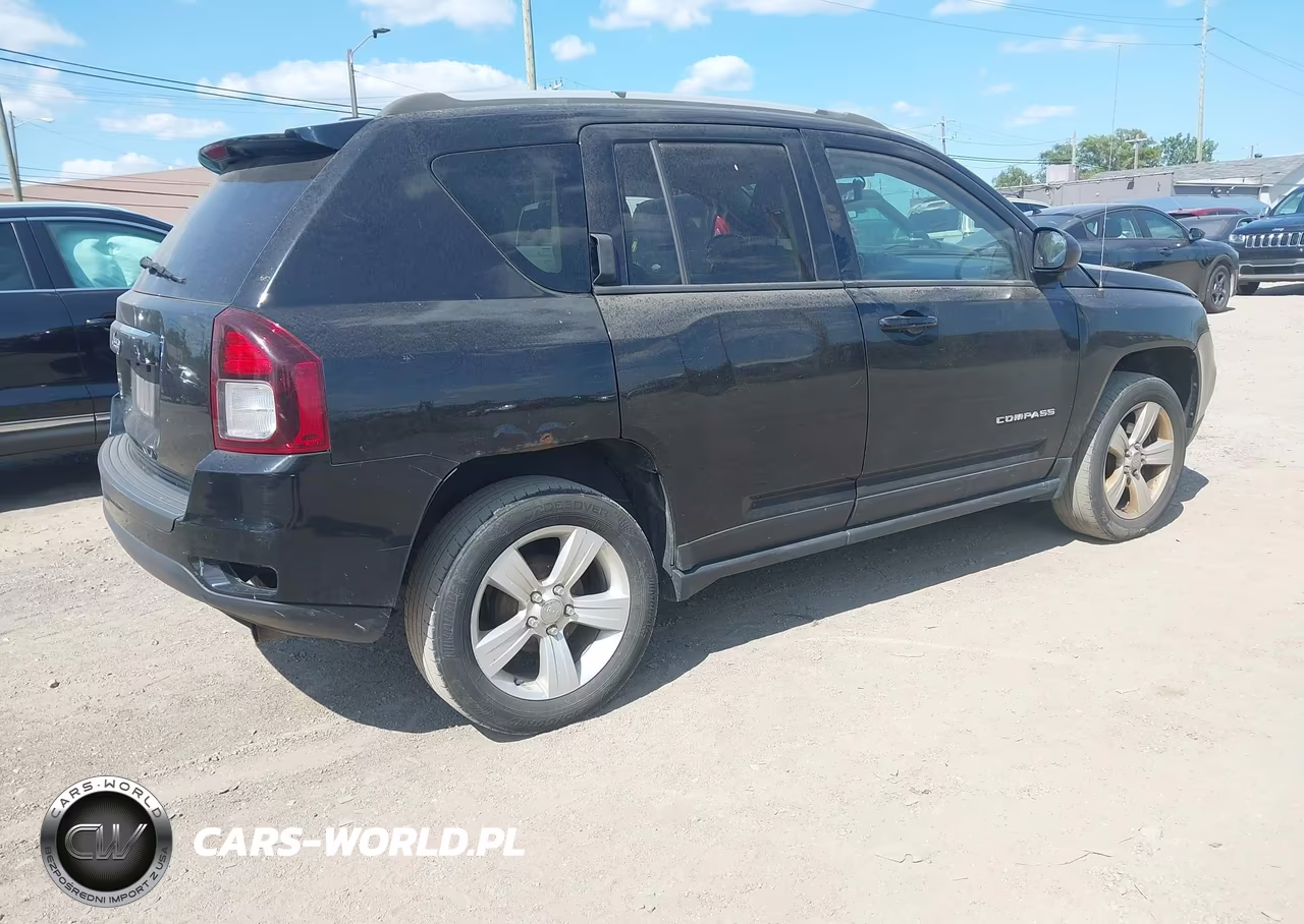 2016 Jeep Compass Sport VIN:1C4NJCBA9GD705263 - 4