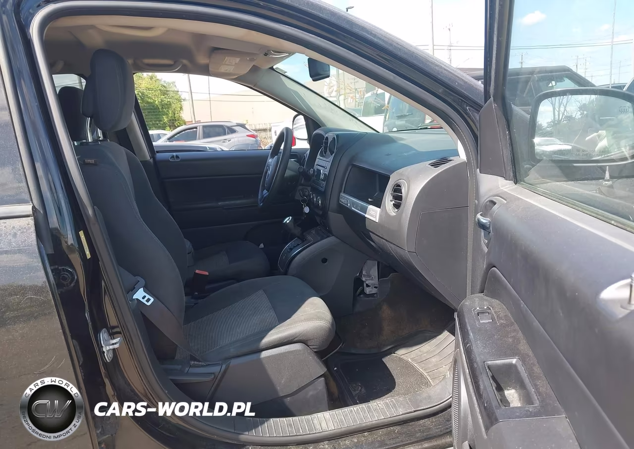 2016 Jeep Compass Sport VIN:1C4NJCBA9GD705263 - 5