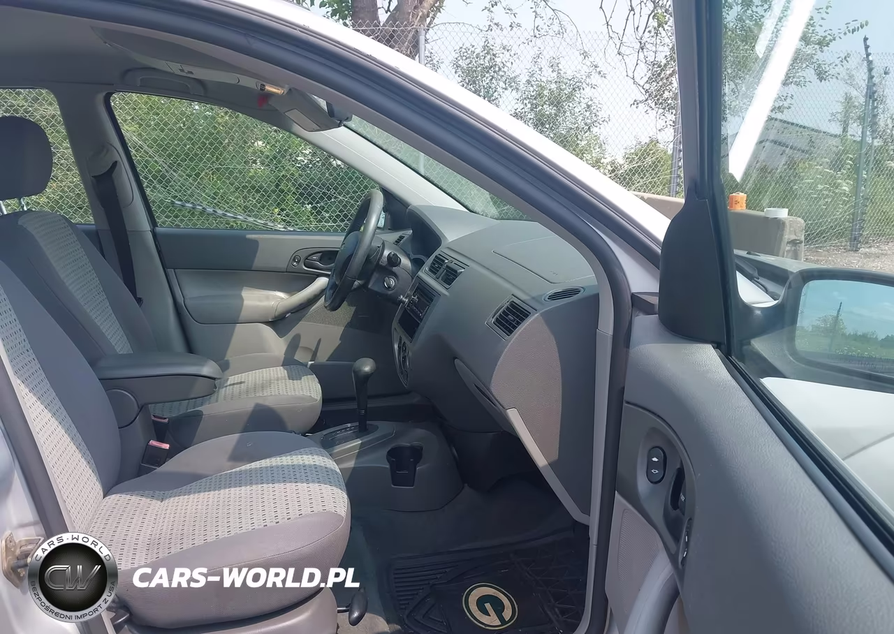 2005 Ford Focus Zx4 VIN:1FAFP34N25W125993 - 5