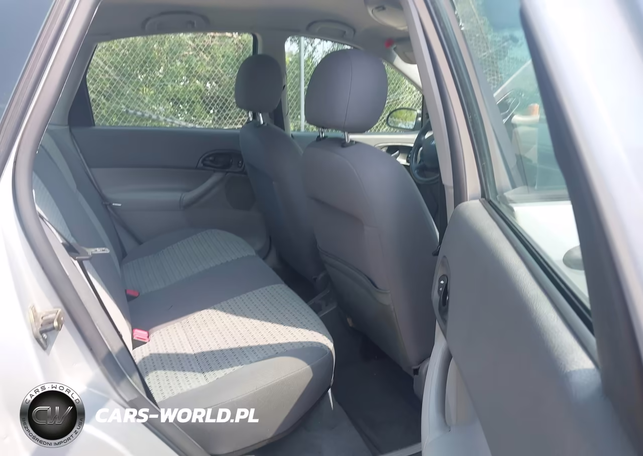 2005 Ford Focus Zx4 VIN:1FAFP34N25W125993 - 8