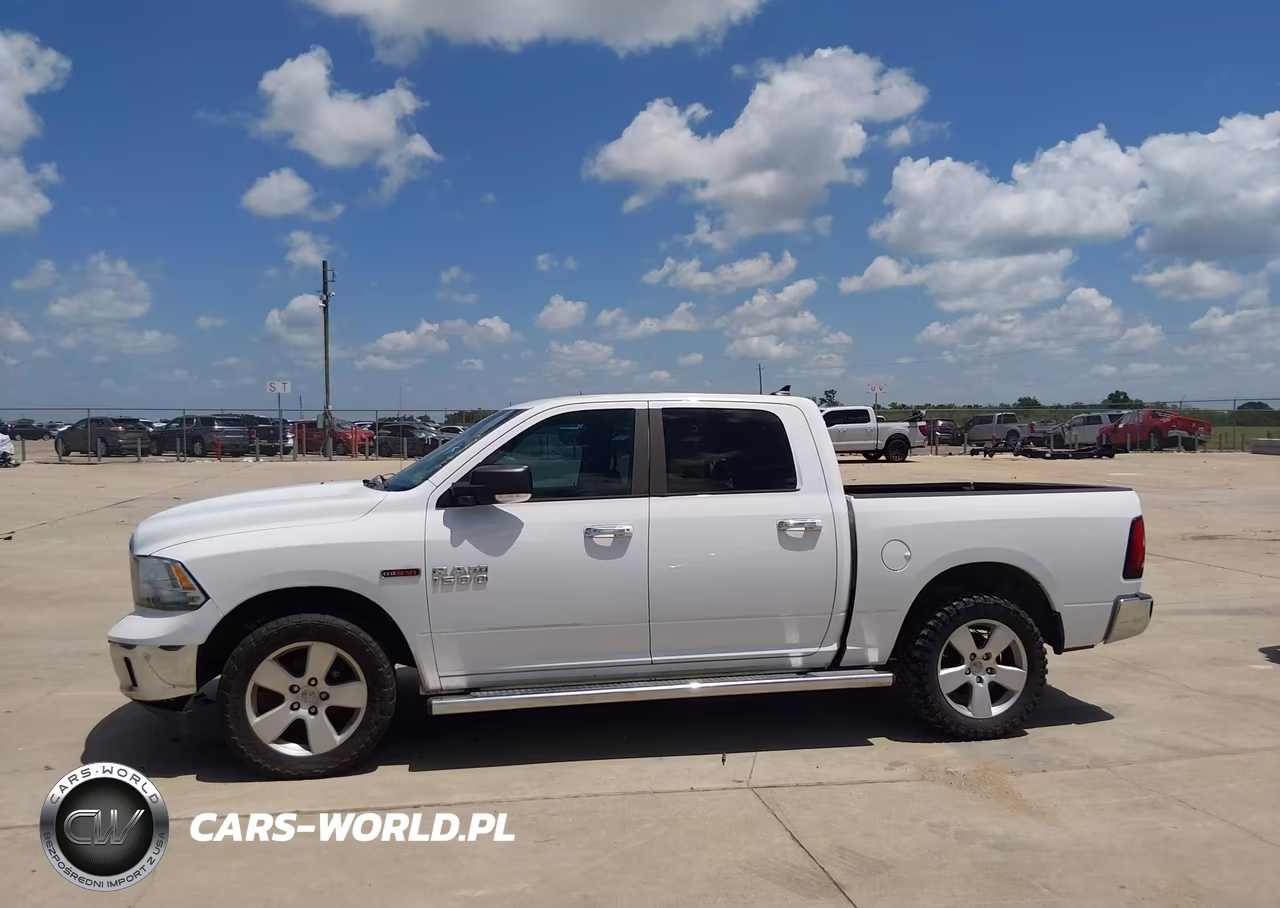 2015 Ram 1500 Lone Star VIN:1C6RR6LM2FS613143 - 14