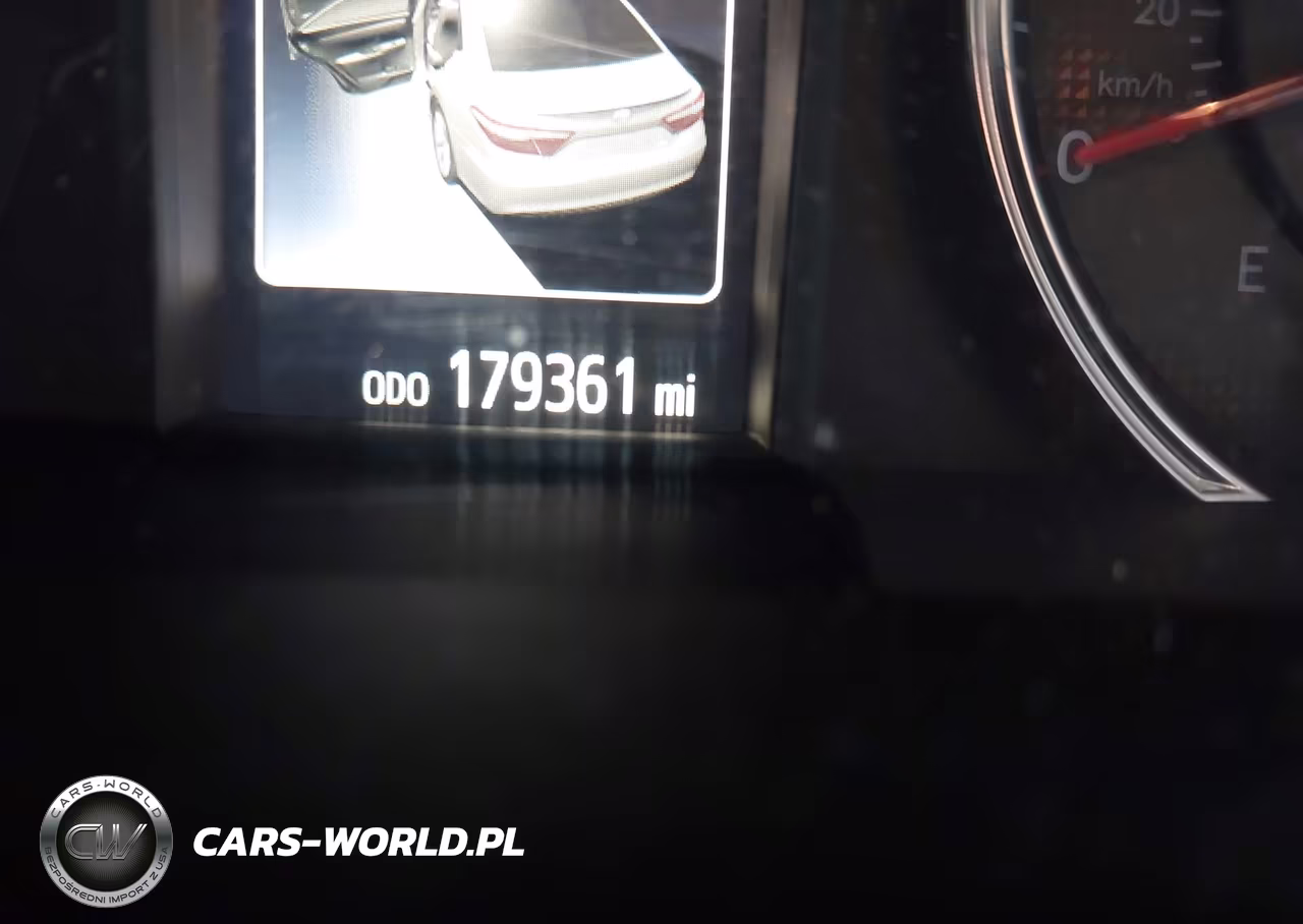 2017 Toyota Camry Se VIN:4T1BF1FK1HU812610 - 15