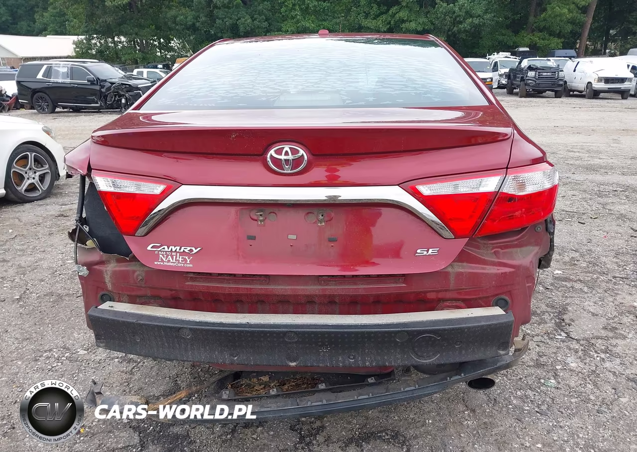 2017 Toyota Camry Se VIN:4T1BF1FK1HU812610 - 16