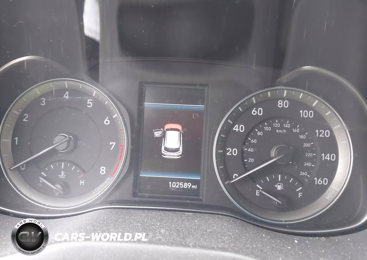 2020 Hyundai Kona Ultimate VIN:KM8K5CA56LU431232 - 7
