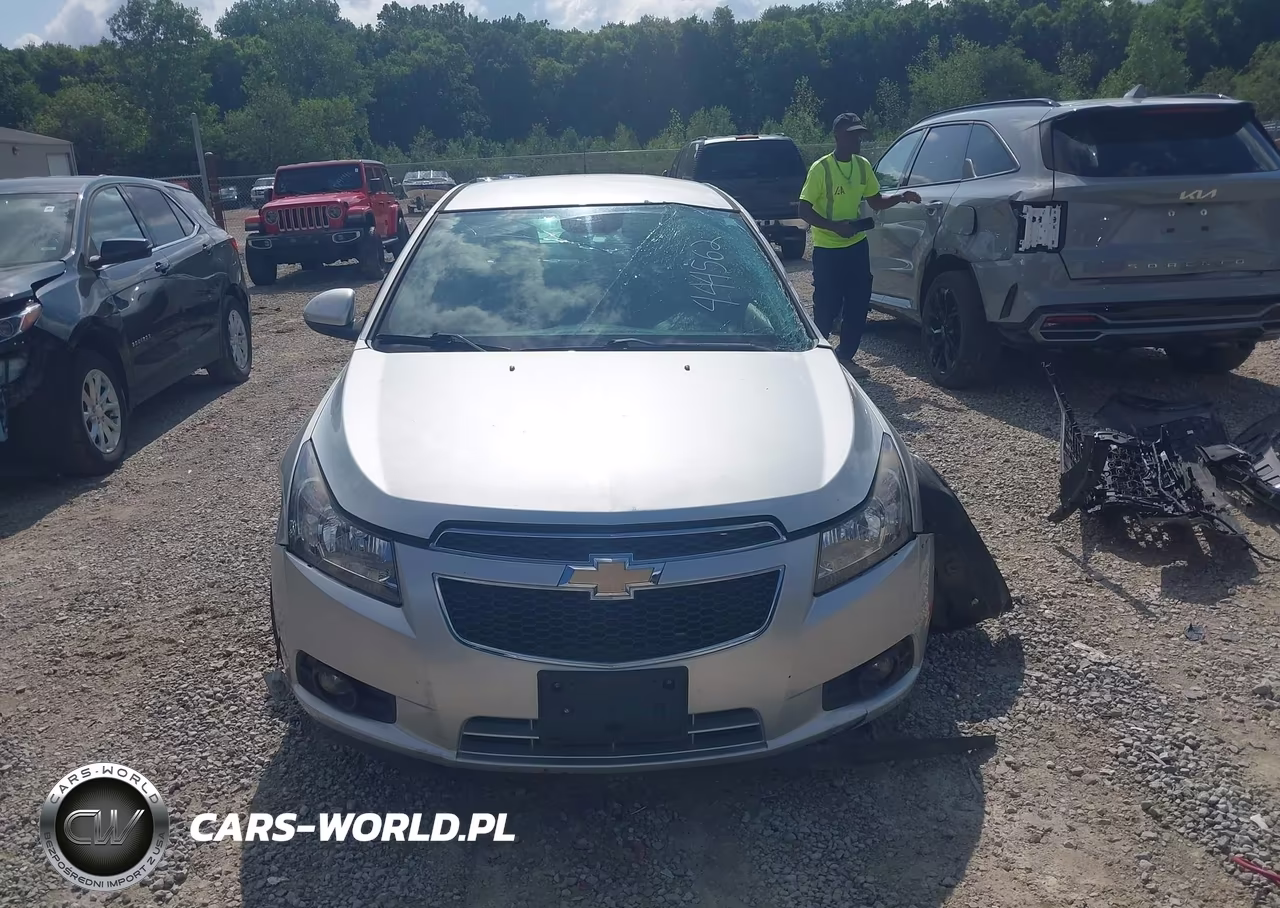 CHEVROLET CRUZE VIN:1G1PC5SB1E7444562 - 13