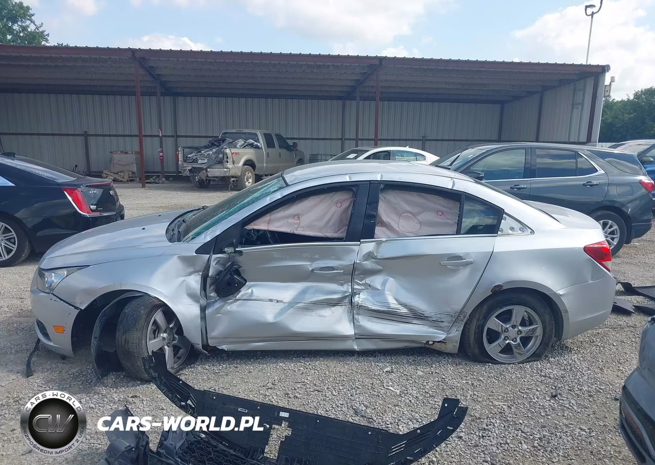 CHEVROLET CRUZE VIN:1G1PC5SB1E7444562 - 15