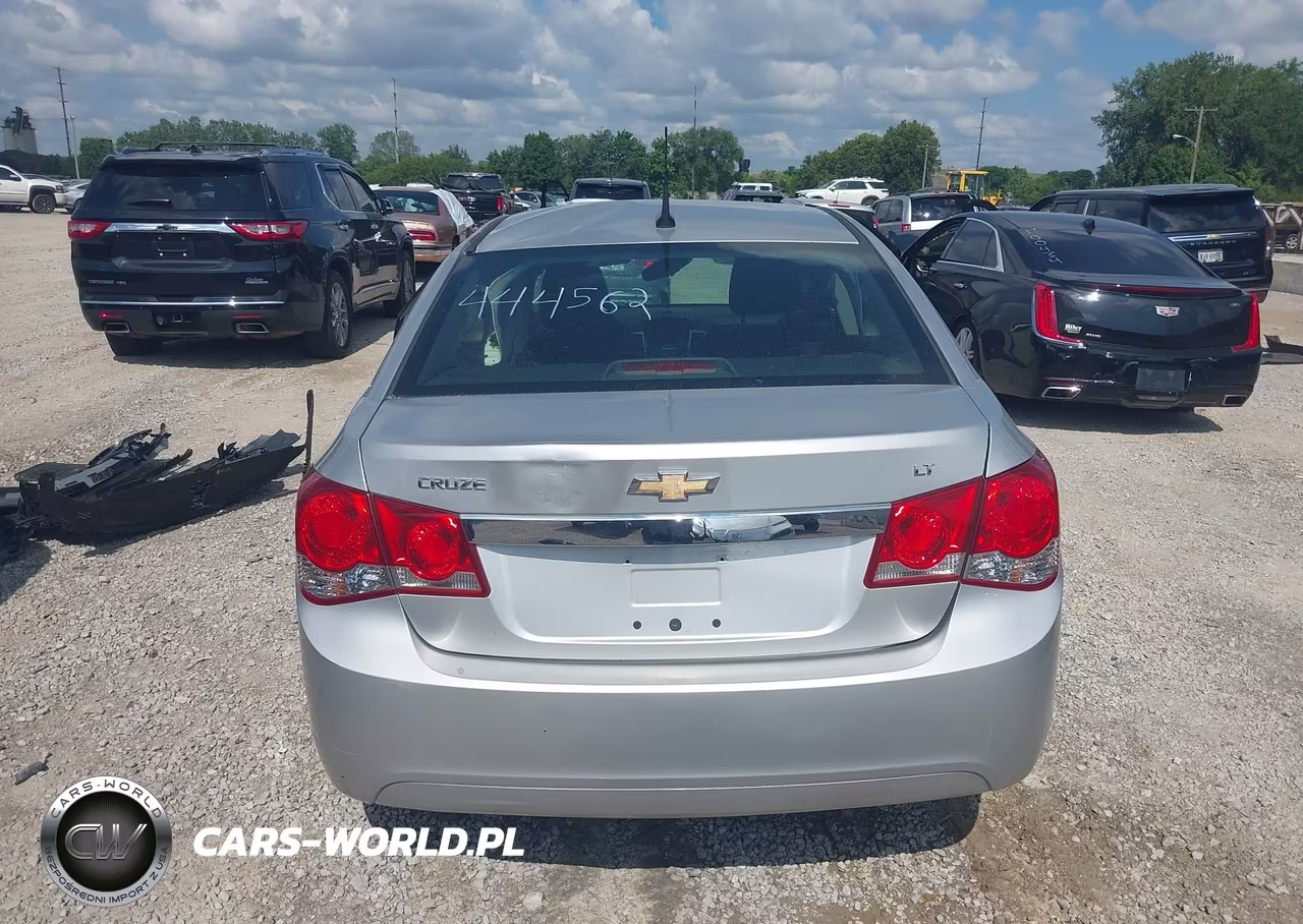 CHEVROLET CRUZE VIN:1G1PC5SB1E7444562 - 17