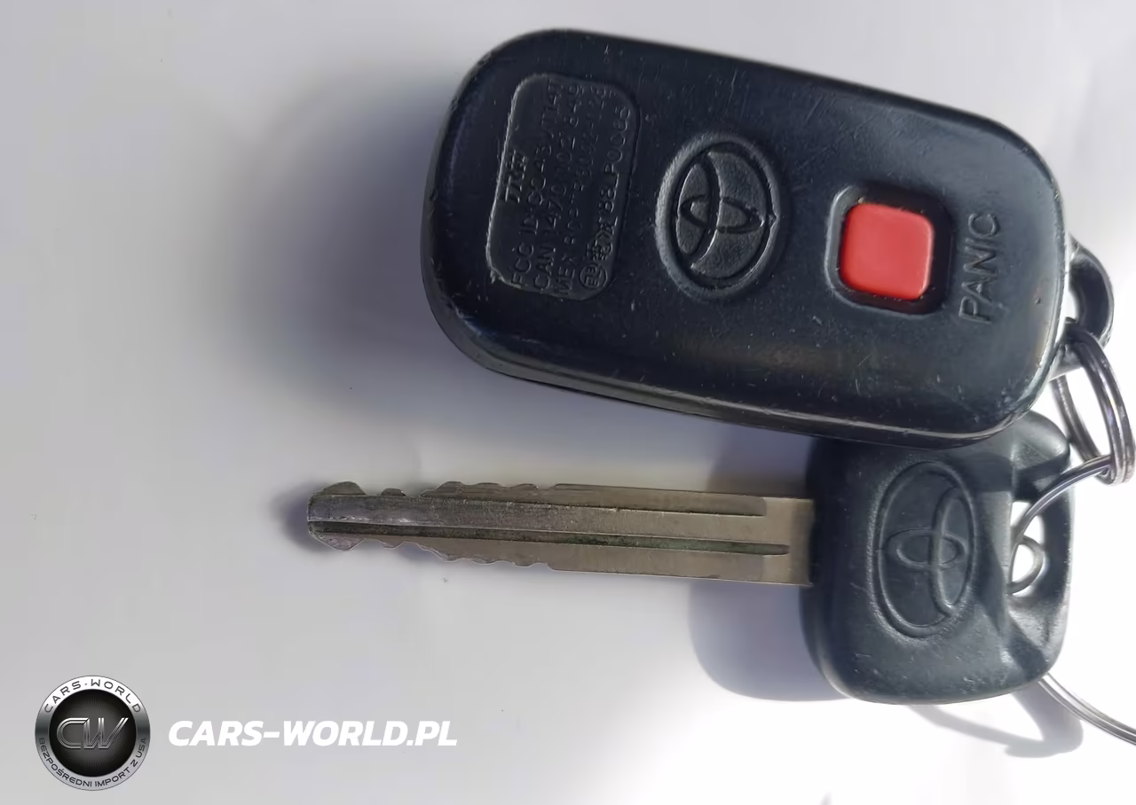 2003 Toyota Camry Le VIN:4T1BE32K43U696221 - 11