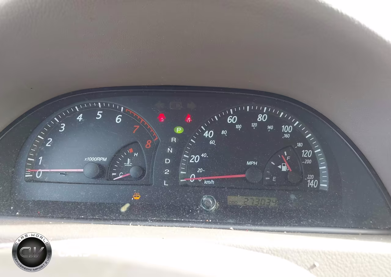 2003 Toyota Camry Le VIN:4T1BE32K43U696221 - 7