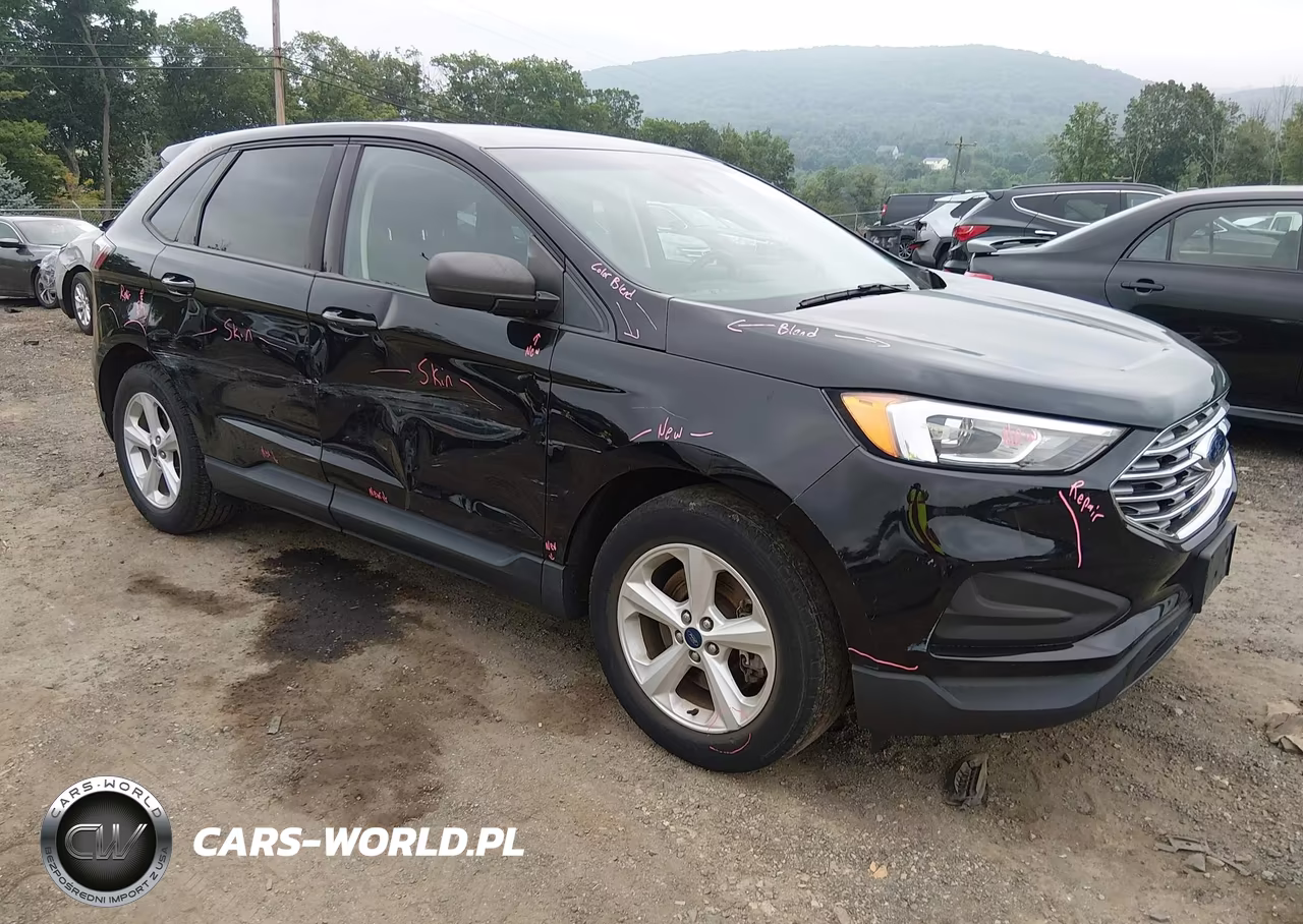 2020 Ford Edge Se
