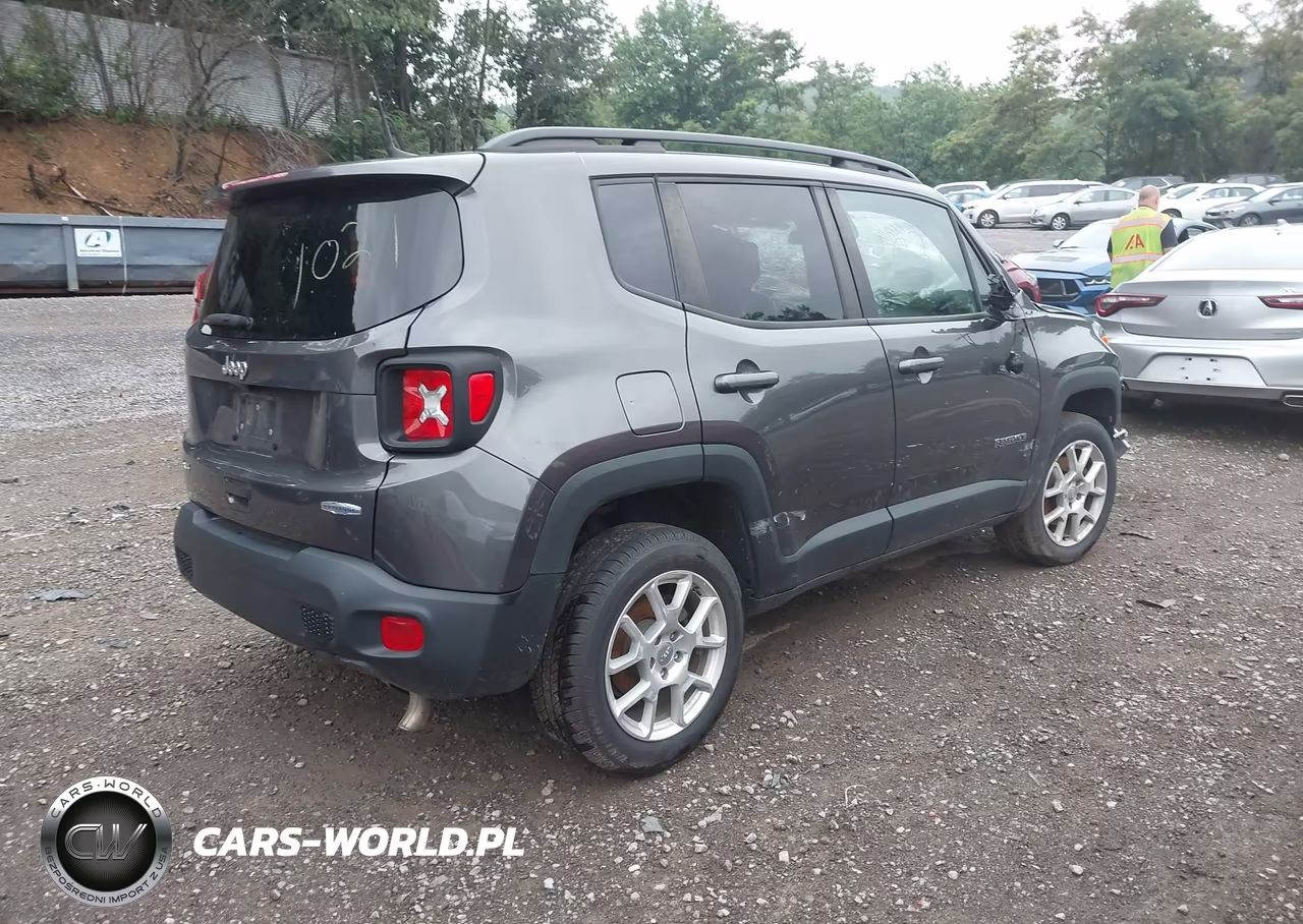 2020 Jeep Renegade Latitude 4X4 VIN:ZACNJBBBXLPL21021 - 4