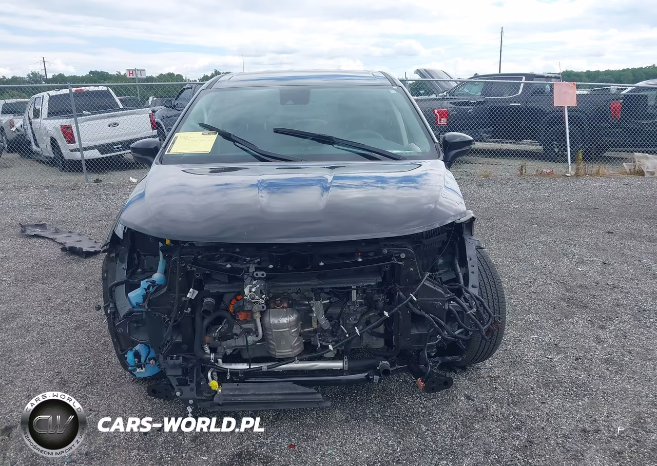 2023 Chrysler Pacifica Hybrid Touring L VIN:2C4RC1L74PR604261 - 13