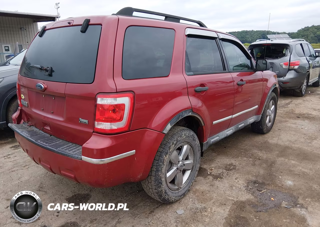2010 Ford Escape Xlt VIN:1FMCU9DG8AKB54700 - 4