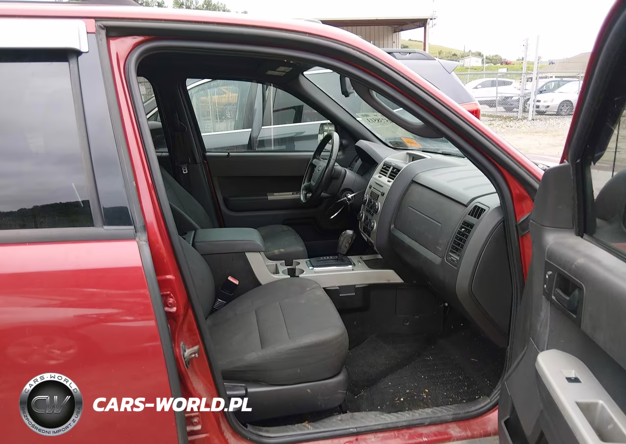 2010 Ford Escape Xlt VIN:1FMCU9DG8AKB54700 - 5