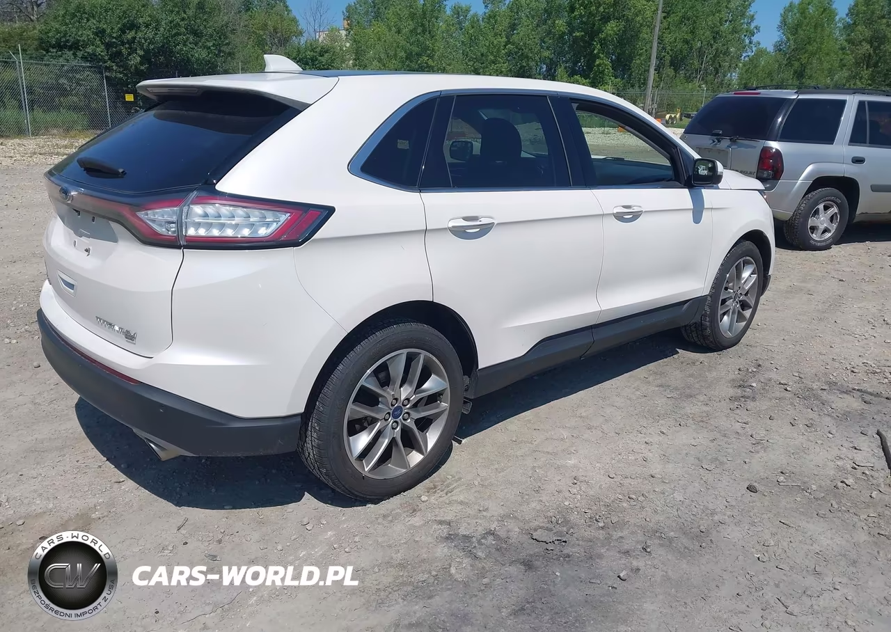 2018 Ford Edge Titanium VIN:2FMPK4K87JBC30732 - 4