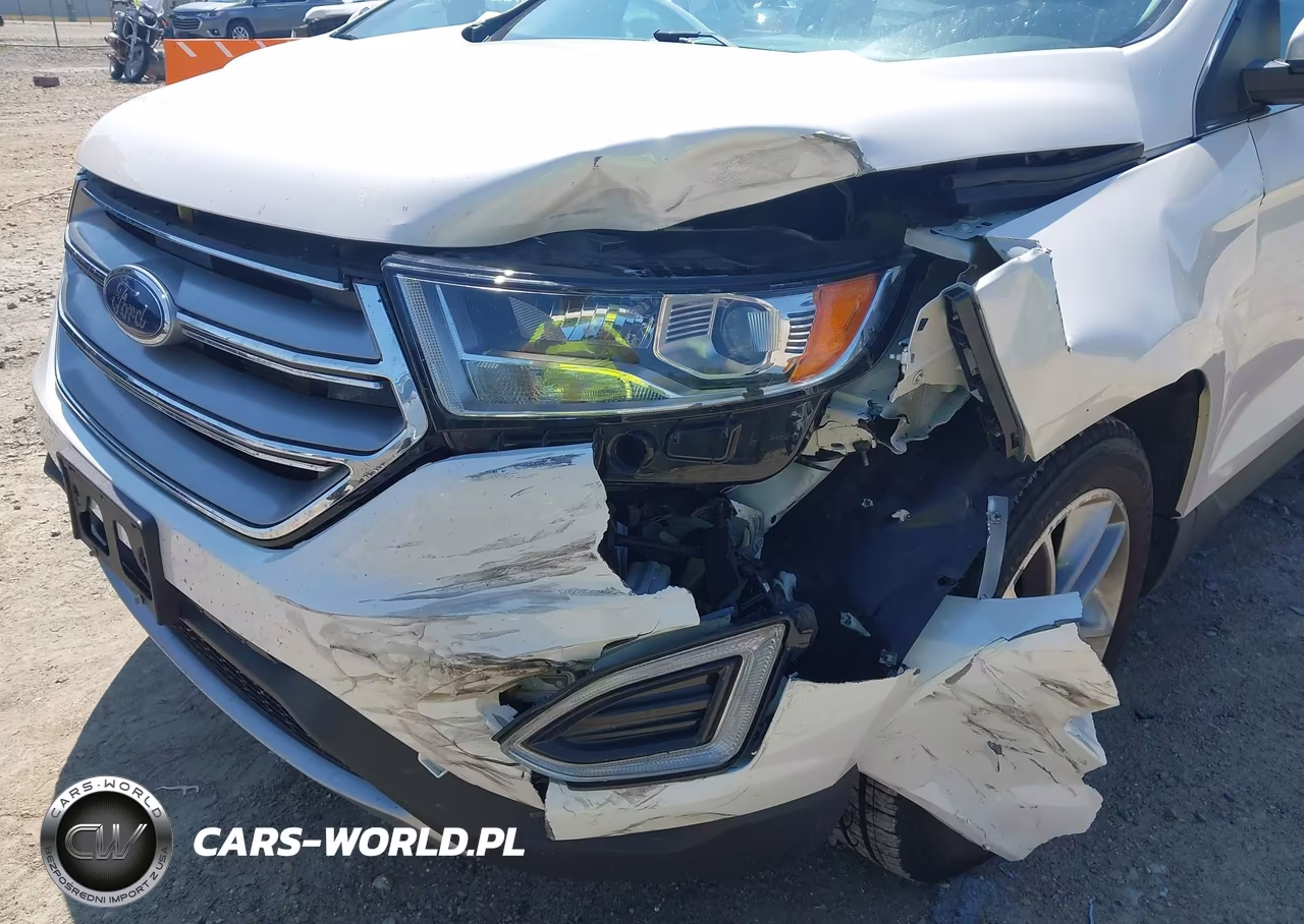 2018 Ford Edge Titanium VIN:2FMPK4K87JBC30732 - 6