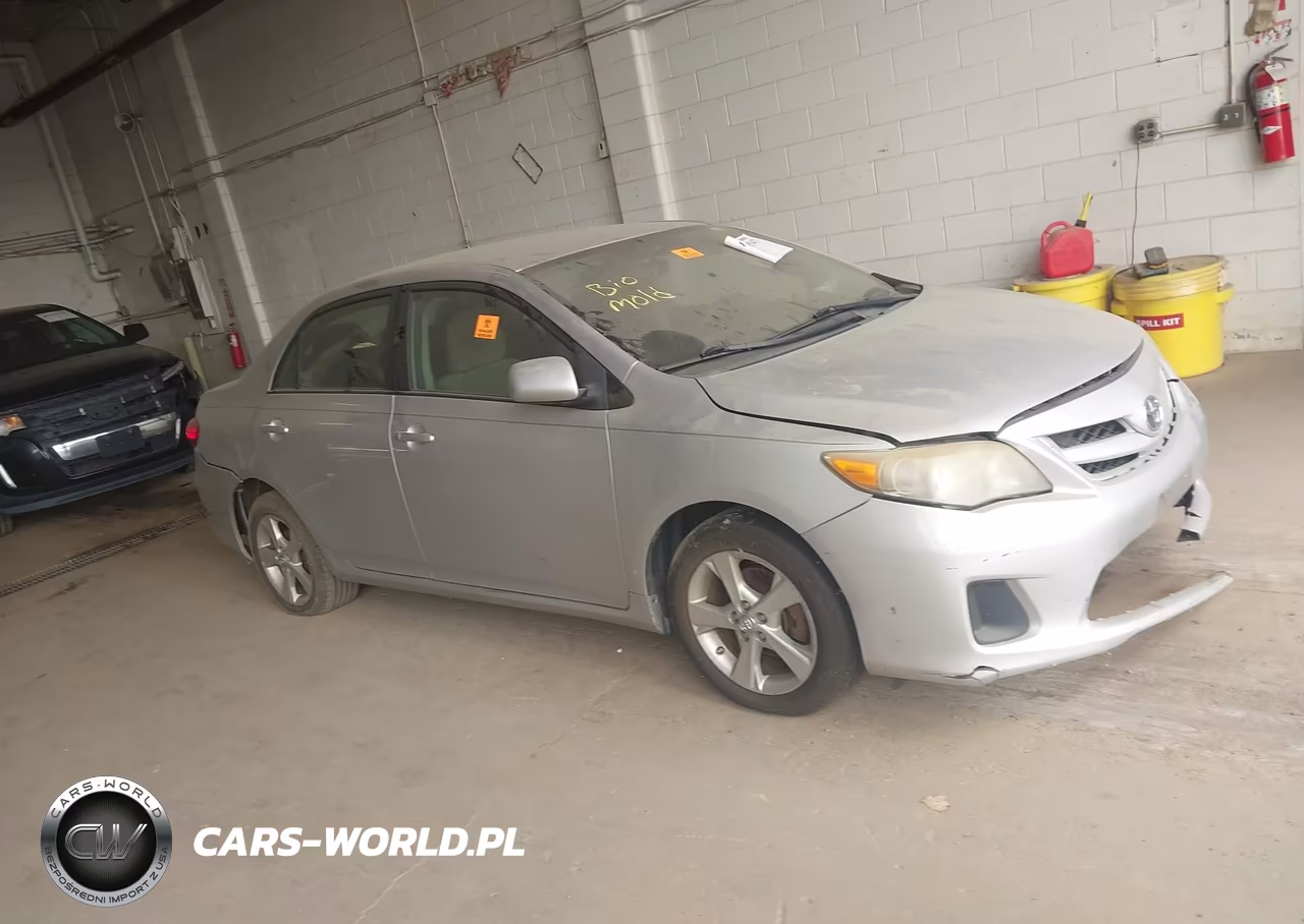 2011 Toyota Corolla Le – zdjęcie 1 z 12