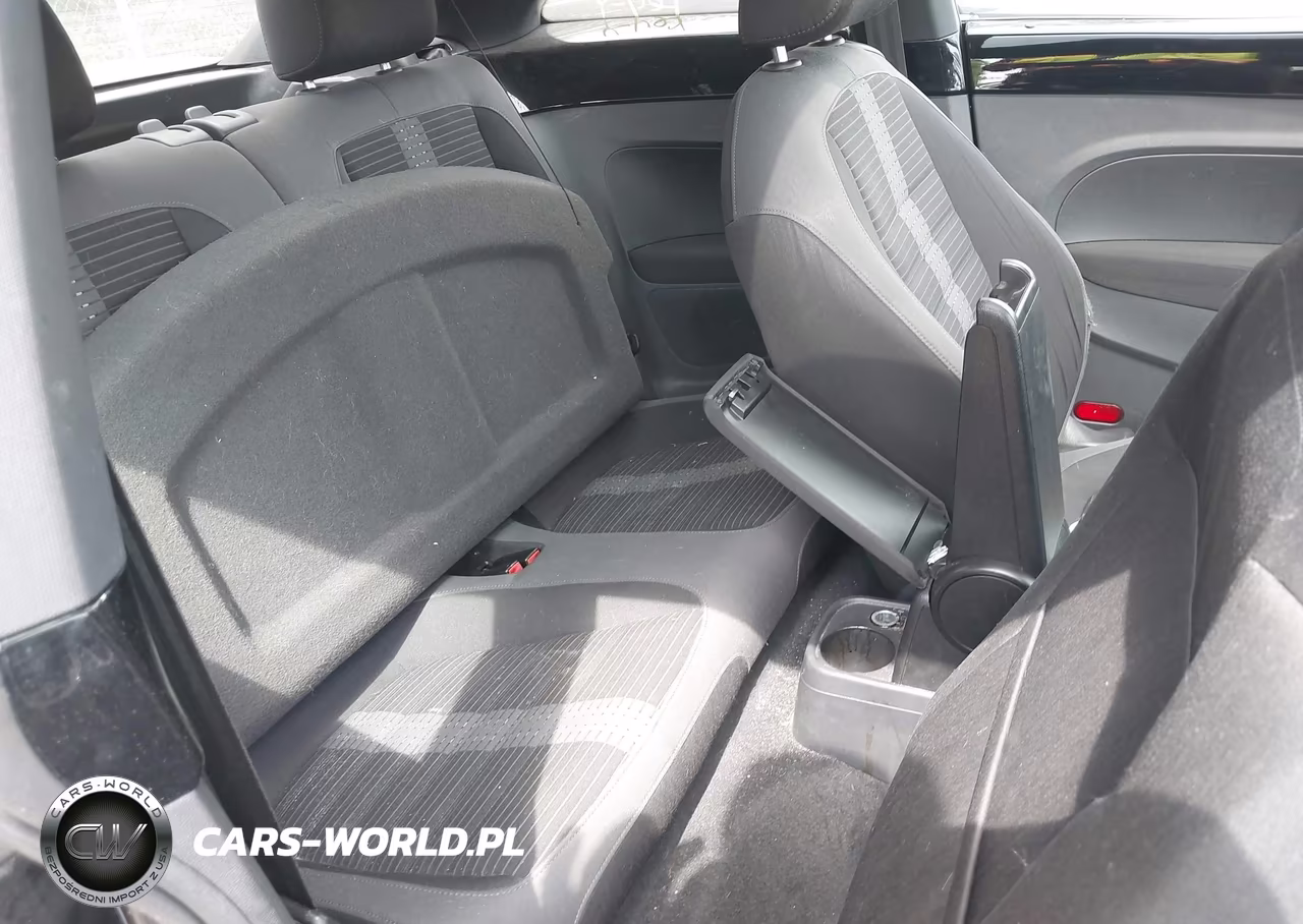2012 Volkswagen Beetle 2.0T Turbo VIN:3VWVA7AT5CM610348 - 8