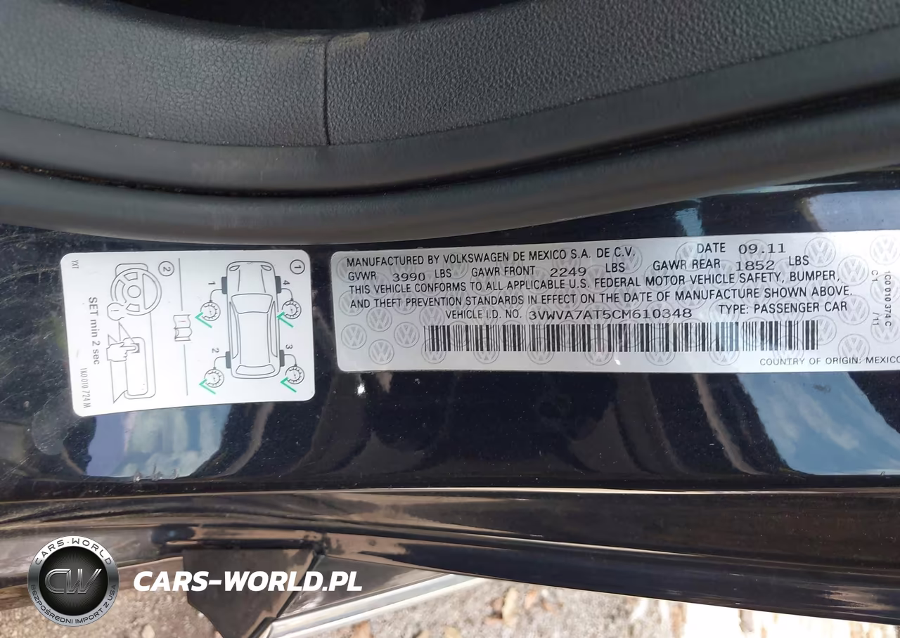 2012 Volkswagen Beetle 2.0T Turbo VIN:3VWVA7AT5CM610348 - 9