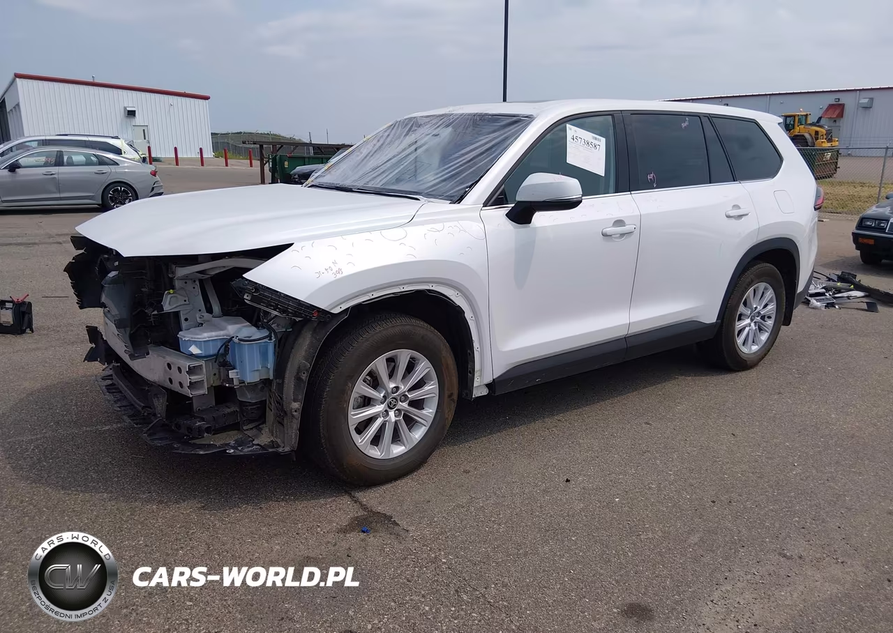 2024 Toyota Grand Highlander Xle VIN:5TDAAAB52RS037139 - 2