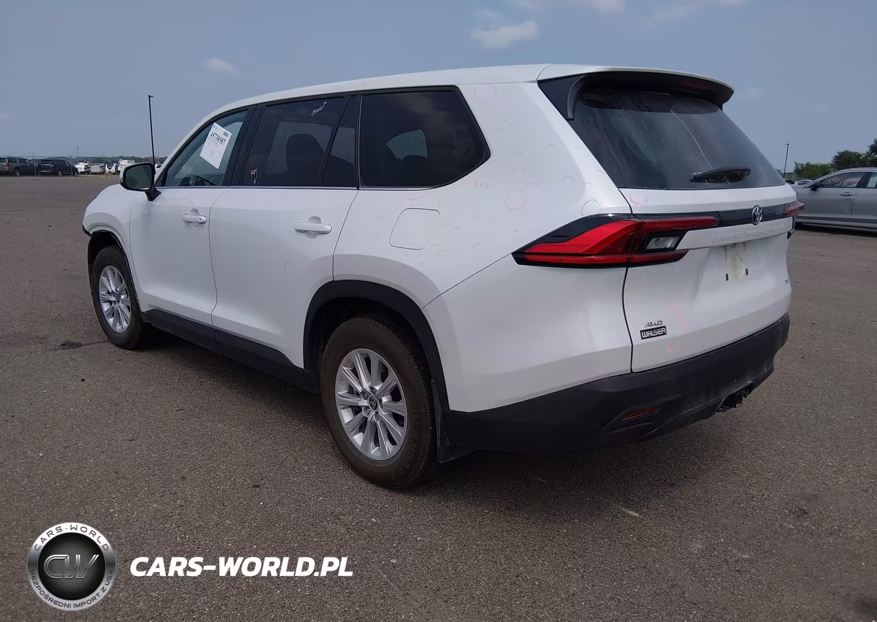 2024 Toyota Grand Highlander Xle VIN:5TDAAAB52RS037139 - 3