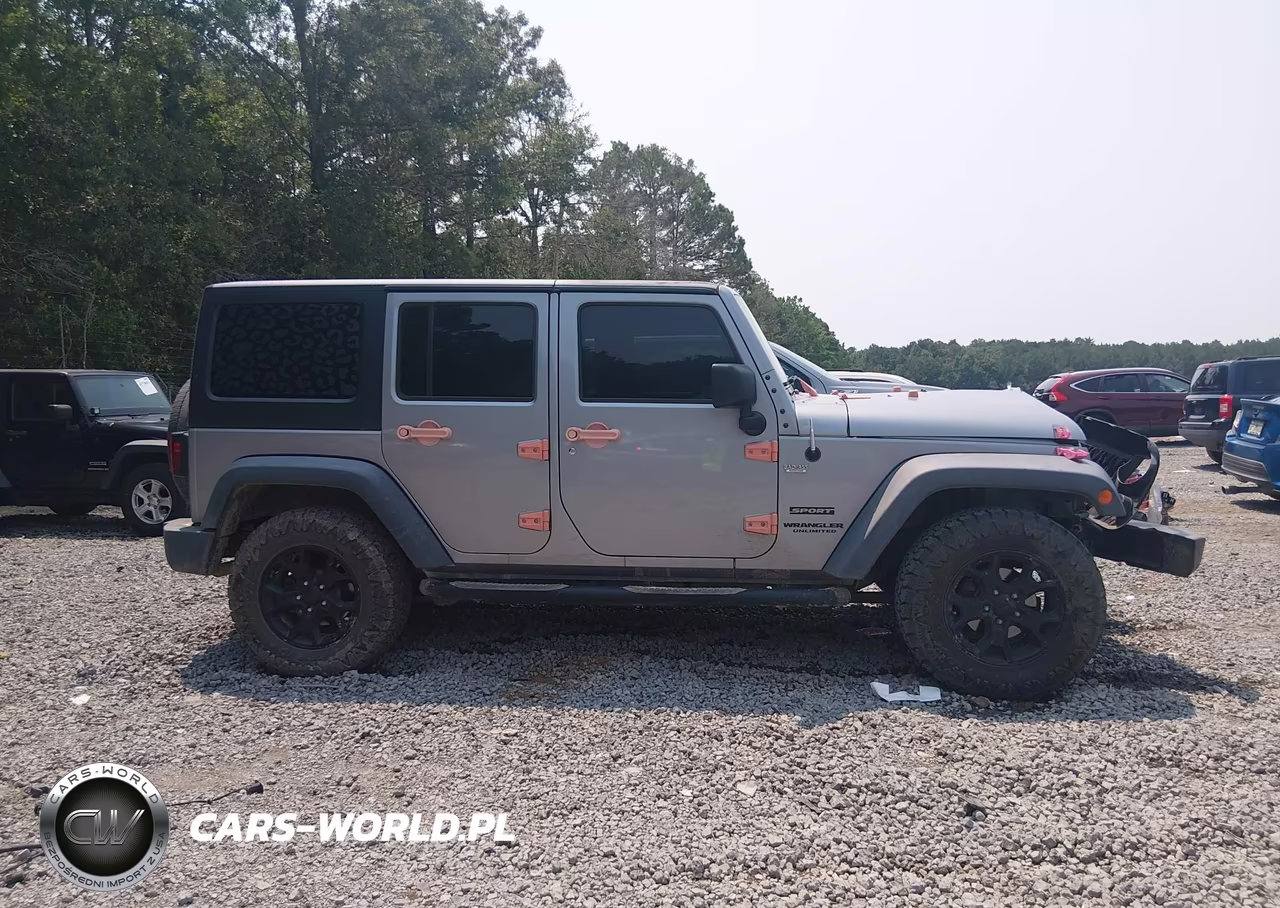 2017 Jeep Wrangler Unlimited Sport VIN:1C4HJWDG6HL586370 - 14
