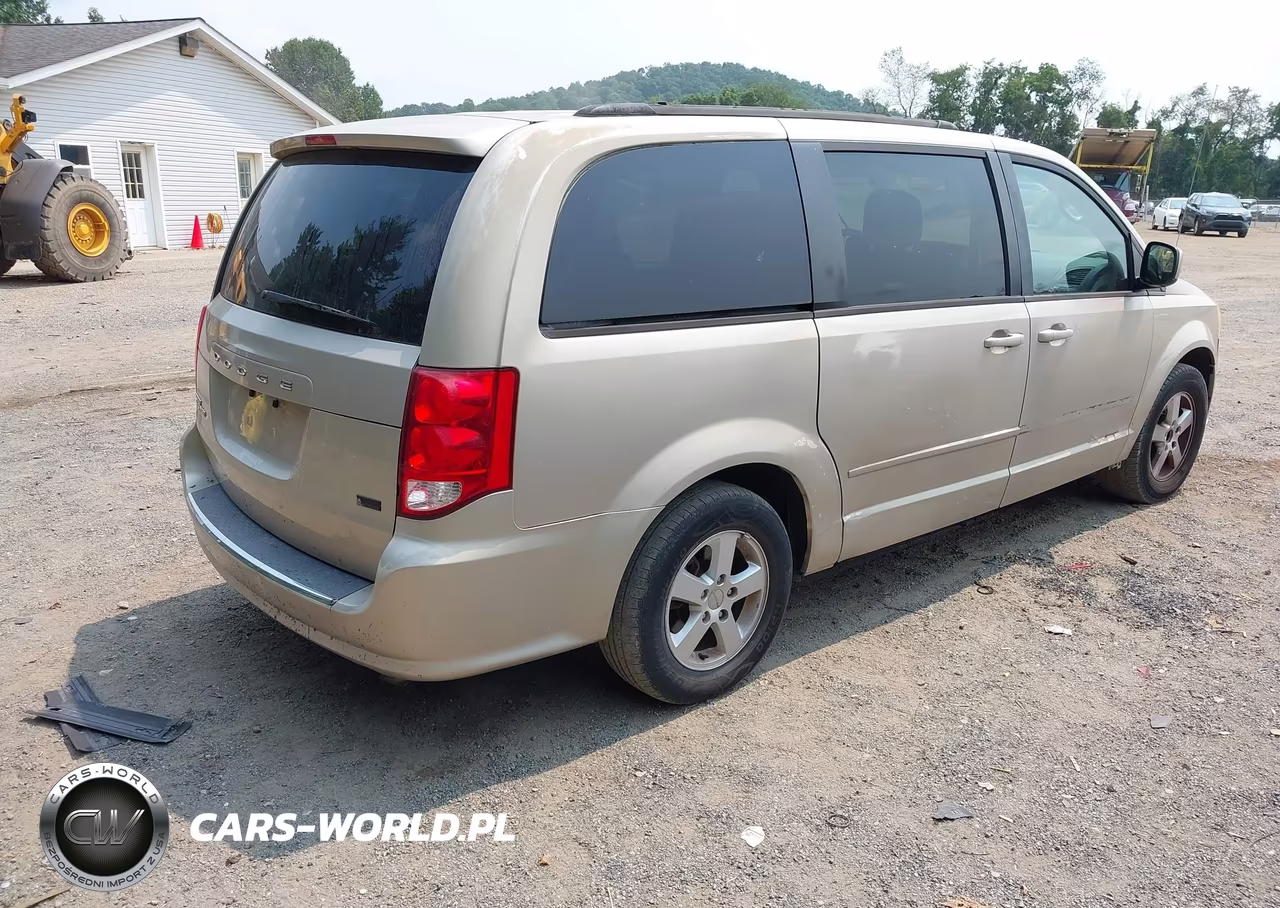 2013 Dodge Grand Caravan Sxt VIN:2C4RDGCG4DR581219 - 4