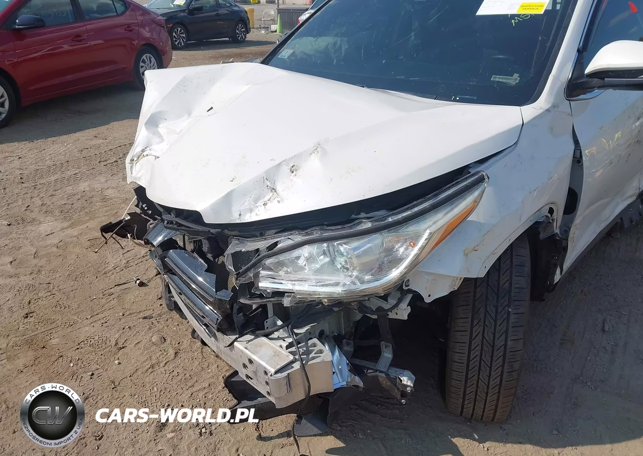 2019 Toyota Highlander Xle VIN:5TDJZRFHXKS581650 - 6