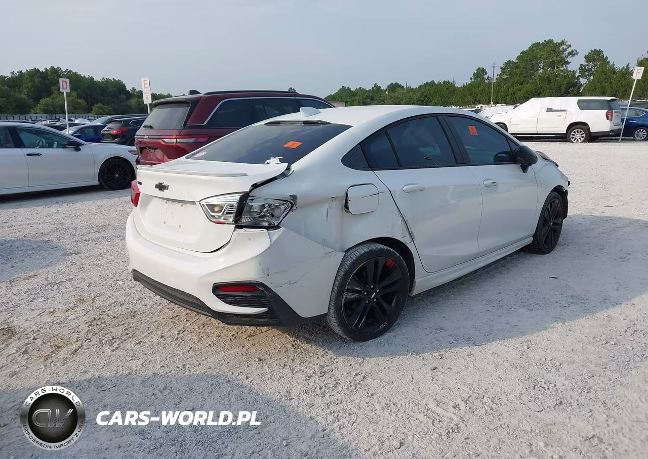 2017 Chevrolet Cruze Lt Auto VIN:1G1BE5SM8H7278907 - 4