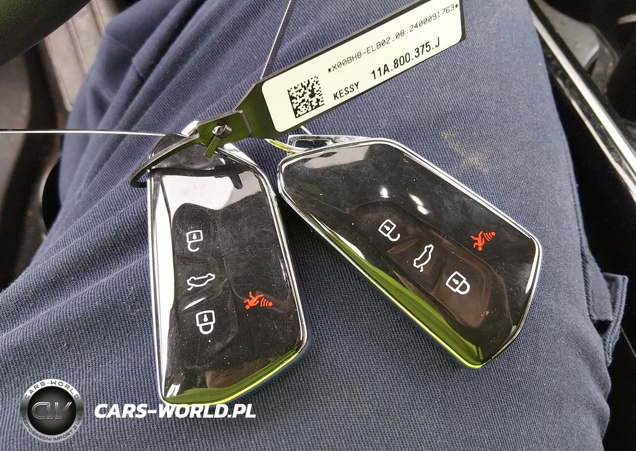2025 Volkswagen Id.4 Pro S Plus VIN:1V2JSPE86SC007704 - 11
