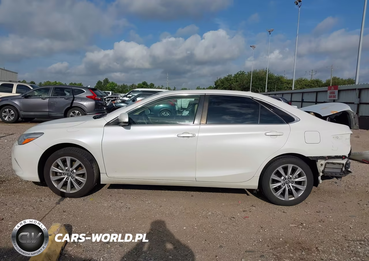 2017 Toyota Camry Xle VIN:4T1BF1FK4HU700478 - 15