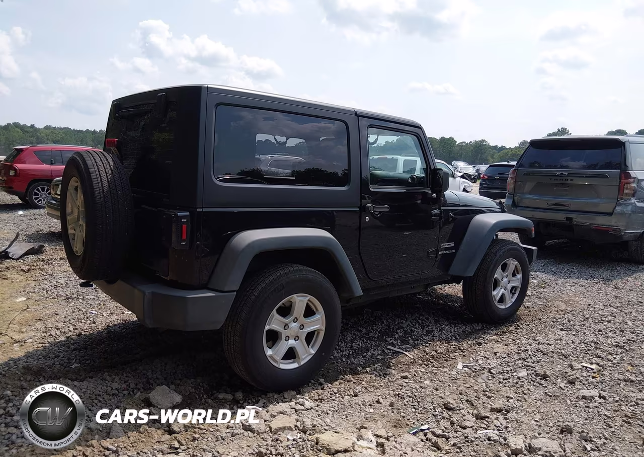 2015 Jeep Wrangler Sport VIN:1C4AJWAG2FL537444 - 4