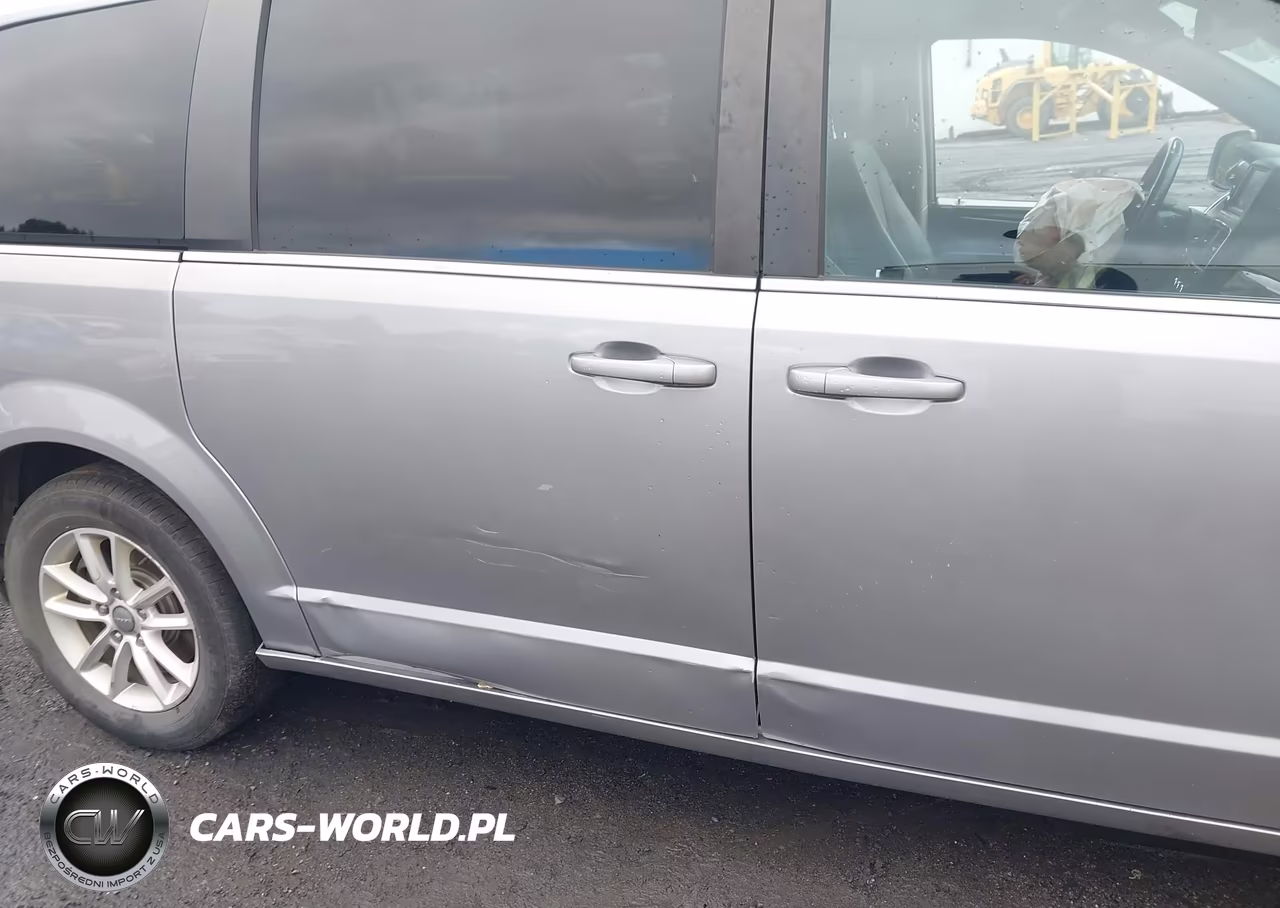 2019 Dodge Grand Caravan Sxt VIN:2C4RDGCG5KR696568 - 20
