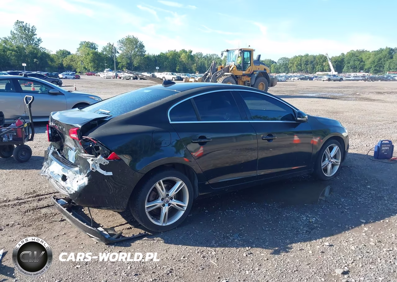 2016 Volvo S60 T5 Drive-E Premier VIN:YV126MFK0G2405095 - 4