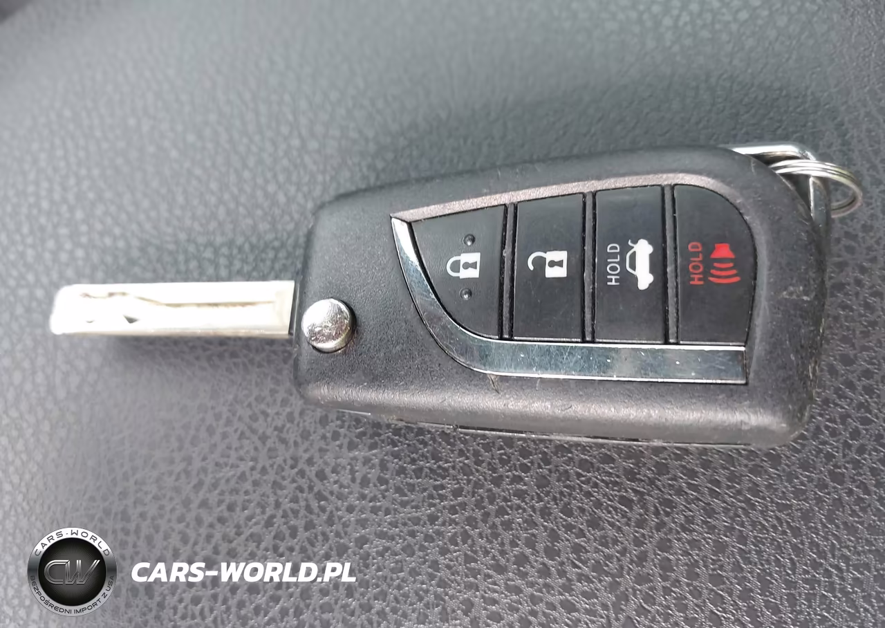 2021 Toyota Camry Le VIN:4T1C11AK3MU466029 - 11