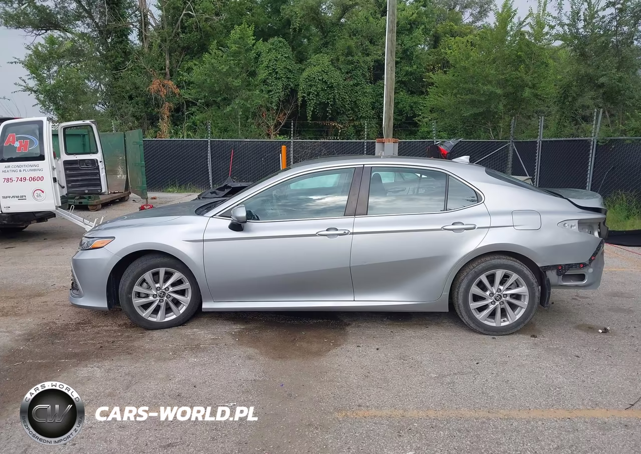 2021 Toyota Camry Le VIN:4T1C11AK3MU466029 - 15
